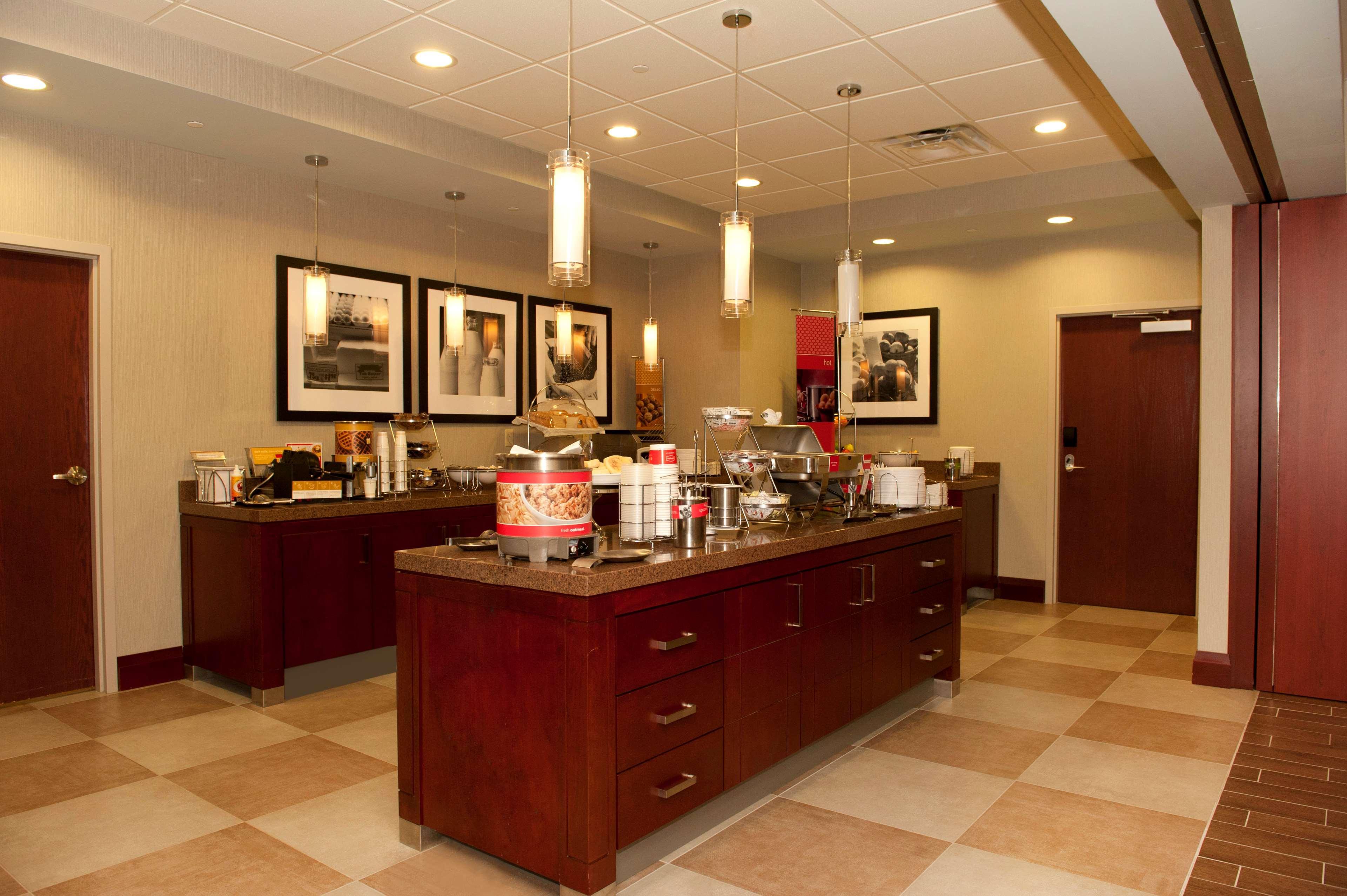 Hampton Inn By Hilton Brampton - Toronto Εξωτερικό φωτογραφία