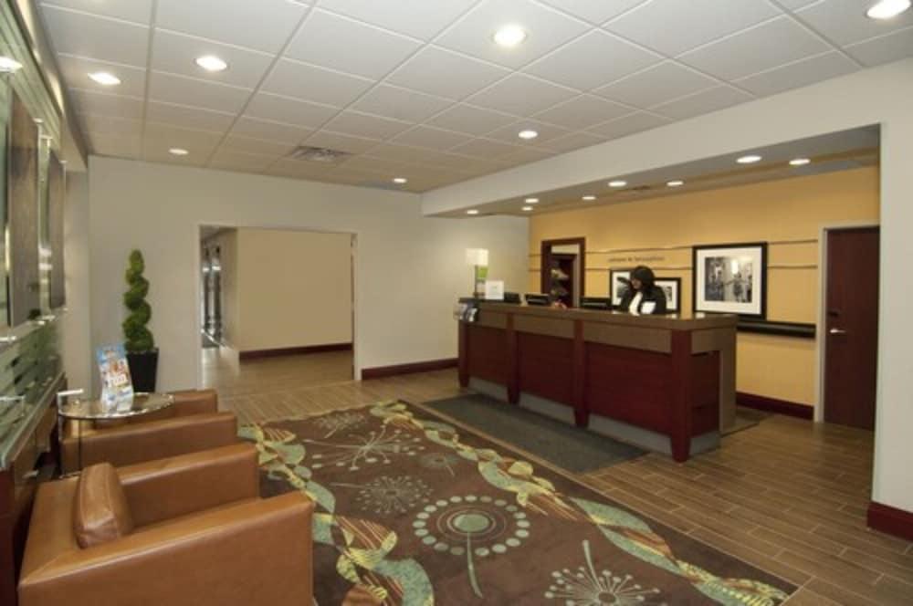 Hampton Inn By Hilton Brampton - Toronto Εξωτερικό φωτογραφία