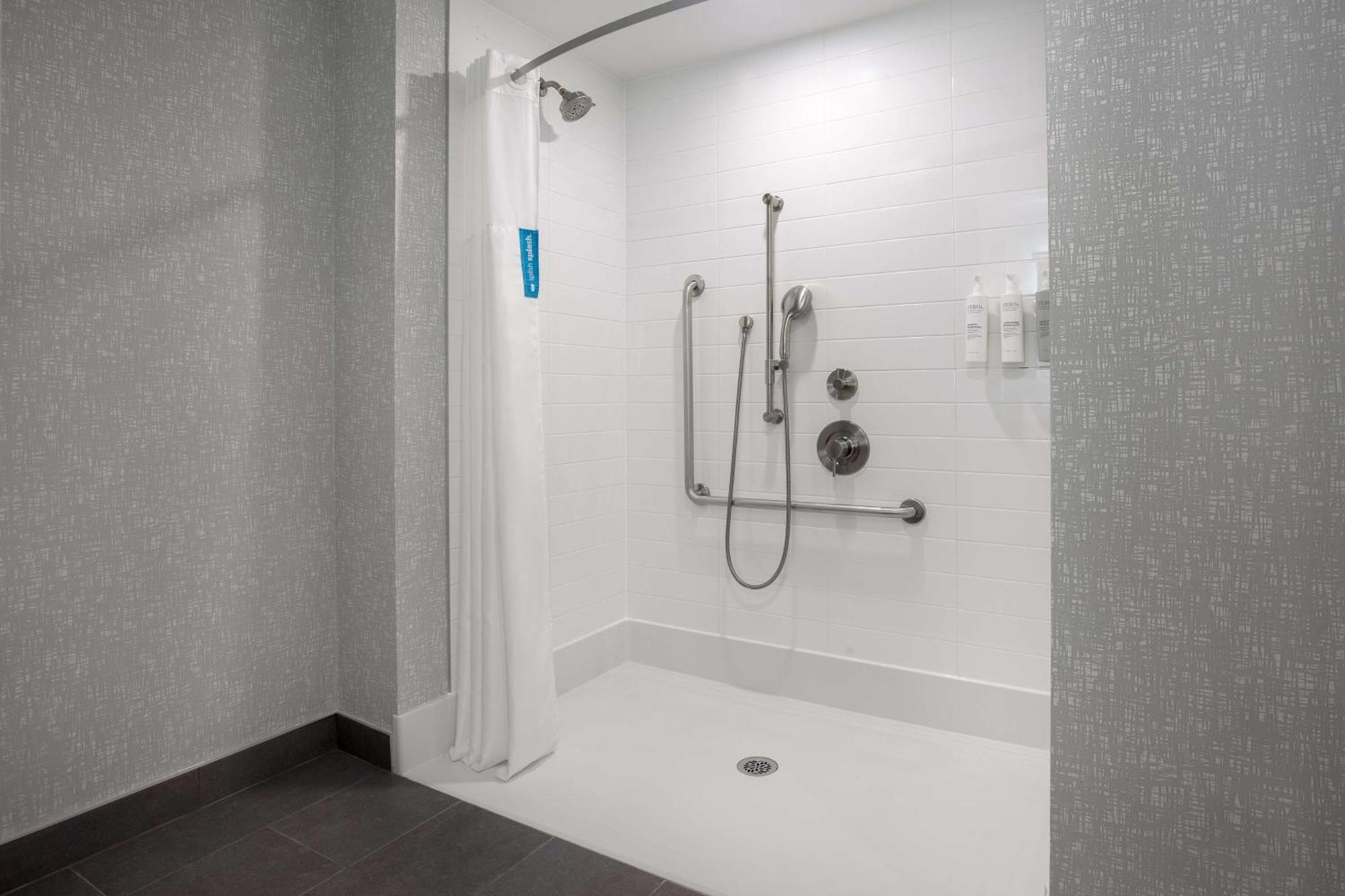 Hampton Inn By Hilton Brampton - Toronto Εξωτερικό φωτογραφία