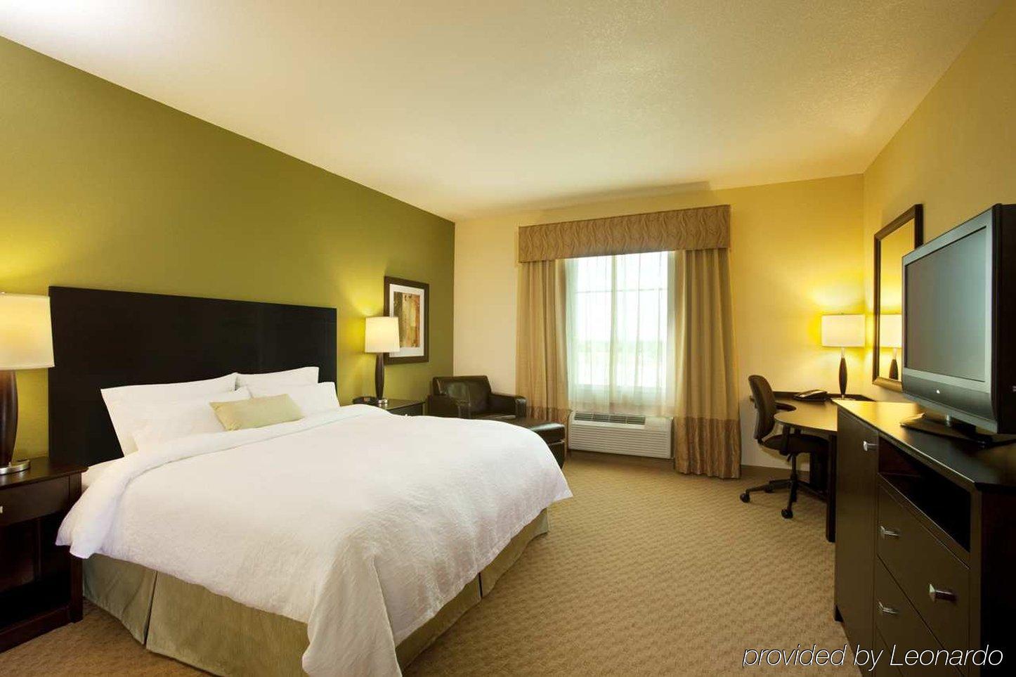 Hampton Inn By Hilton Brampton - Toronto Δωμάτιο φωτογραφία